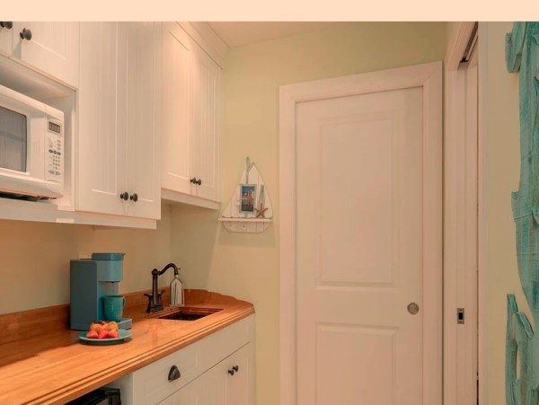 Unique Vacation Rental with Harbor Views in Cape Coral